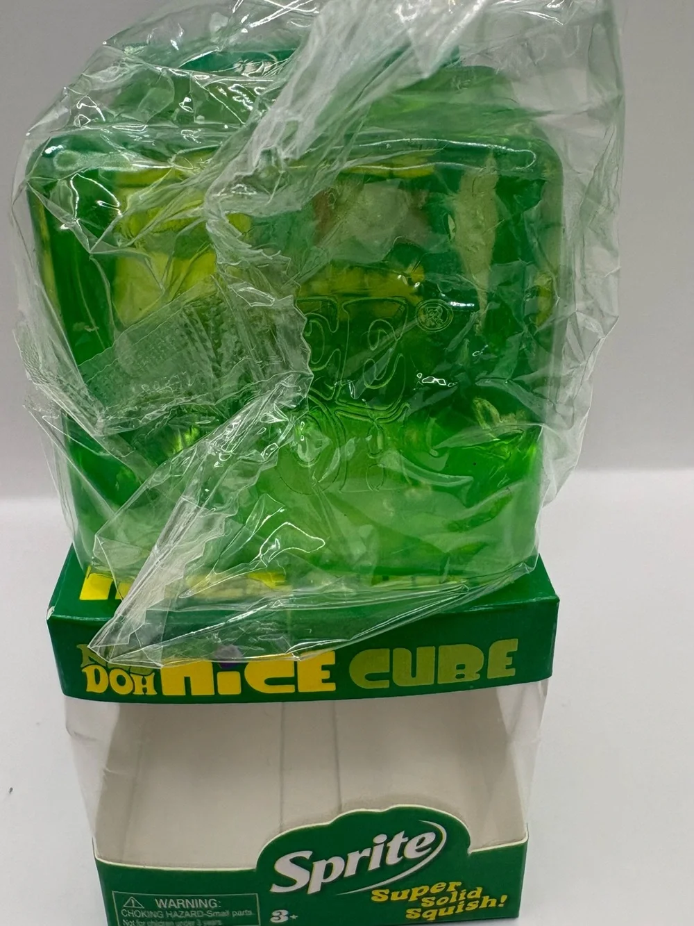 NICE CUBE SODA SET SPRITE AND FANTA SQUISHY TOY SUGAR MATERIAL.
